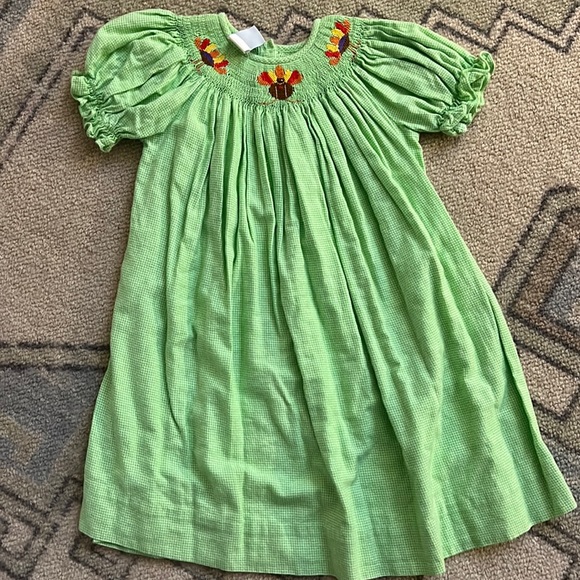 Vive La Fete Princesses Smocked Short Sleeve Girls Dress main image 0